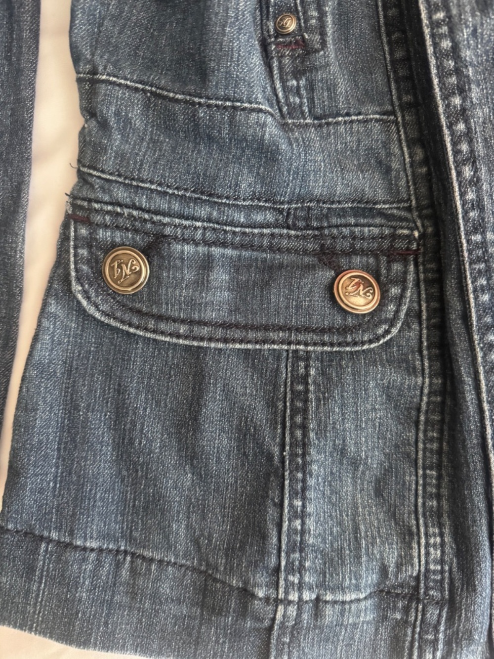 Jean Jacket - Picture 3 of 7